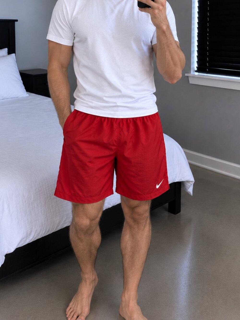 Nike Mens Red Athletic Gym Athletic Shorts Stretch Medium